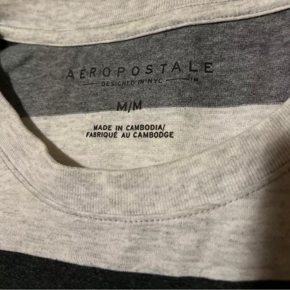 Aeropostale Men’s Medium Short Sleeve Blue White and Black Striped Crew Neck Tee - Picture 2 of 3